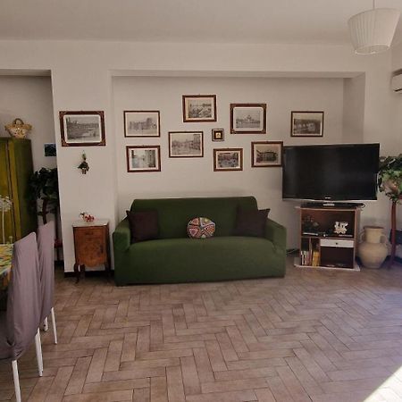 “Da Francesca“ Apartment Catania Bagian luar foto